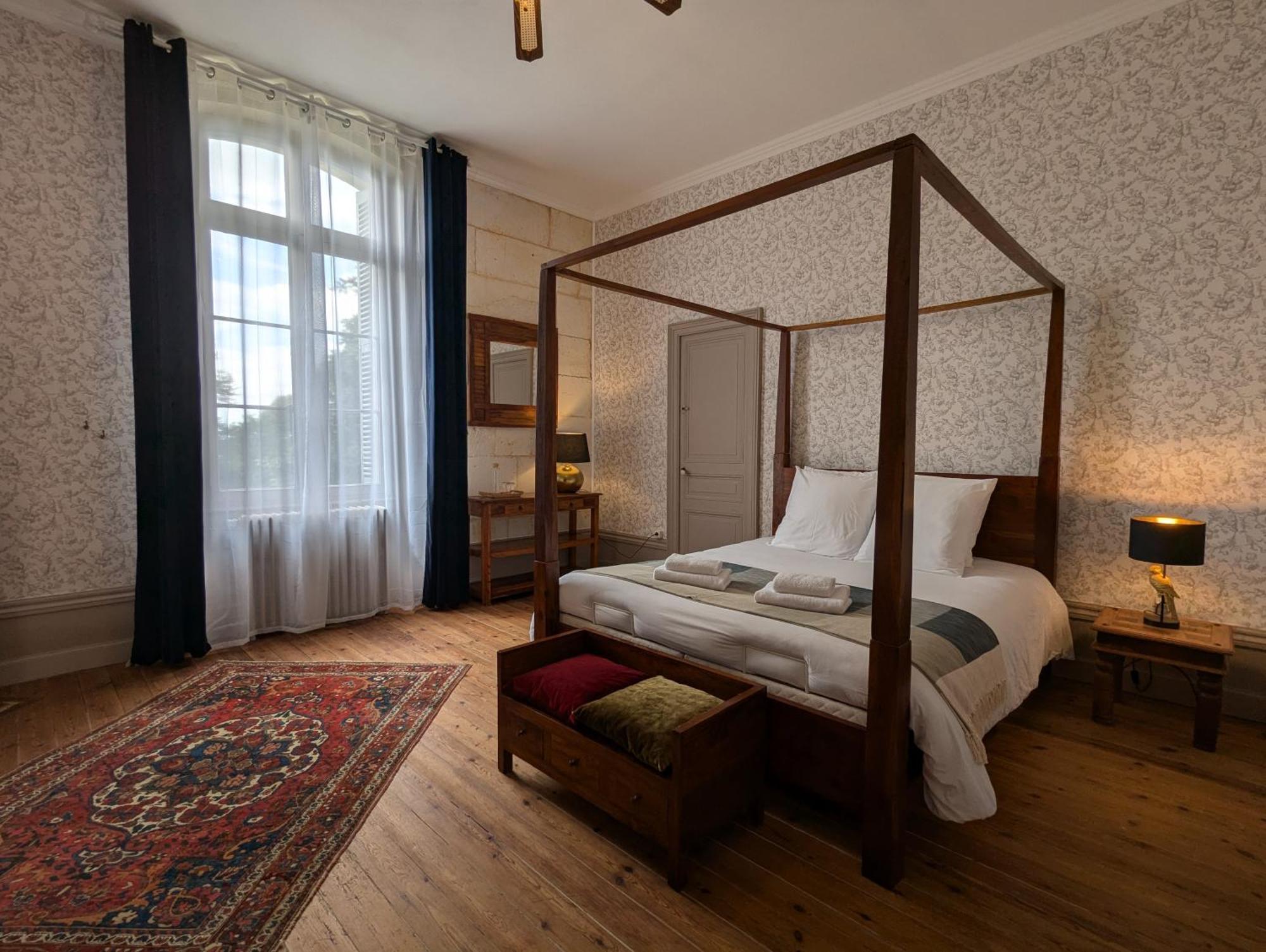 Domaine Du Faure Bed & Breakfast Chadurie Exterior photo