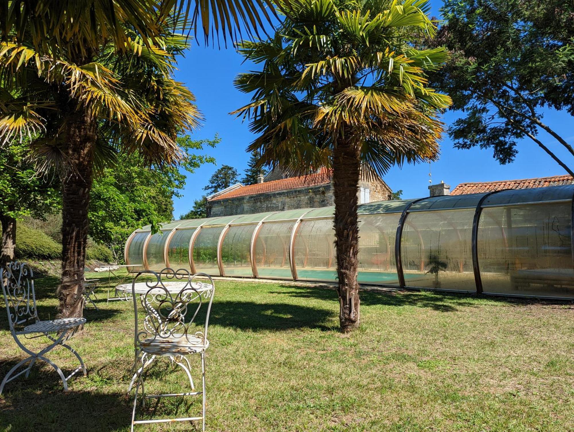 Domaine Du Faure Bed & Breakfast Chadurie Exterior photo